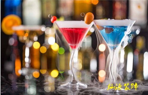 酒吧會(huì)所裝修酒杯 酒吧會(huì)所裝修酒杯